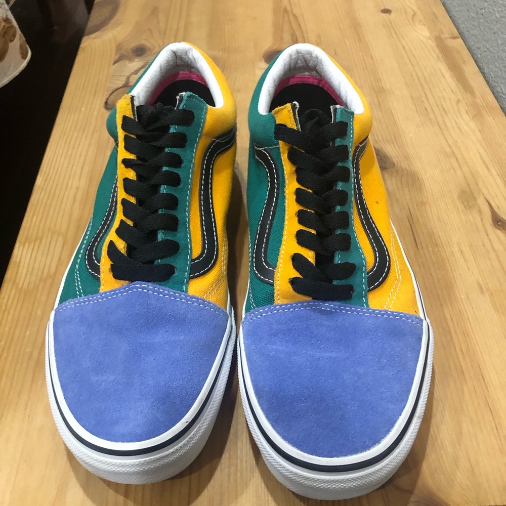Vans Off the Wall Unisex Old Skool skate shoe - Picture 2 of 4